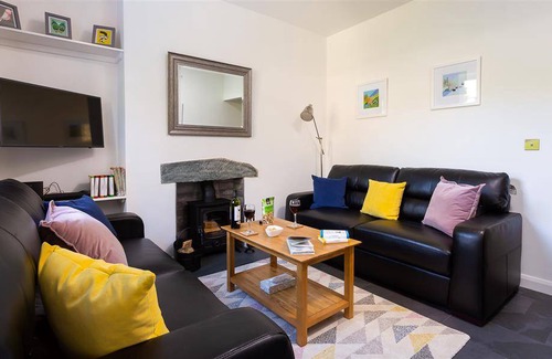 Ambleside Cottage | Cabin ∙ 3 bedrooms ∙ 6 guests