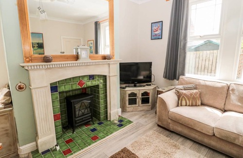 Ashington Cottage | Cabin ∙ 3 bedrooms ∙ 5 guests