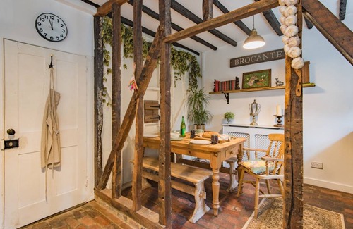 Biddenden Cottage | Cabin ∙ 3 bedrooms ∙ 6 guests