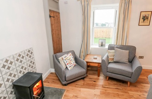 Burry Port Cottage | Cabin ∙ 3 bedrooms ∙ 6 guests