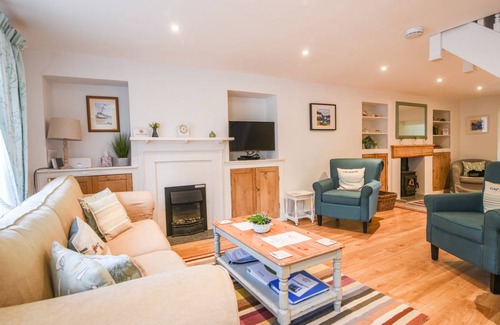 Charmouth Cottage | Cabin ∙ 3 bedrooms ∙ 6 guests