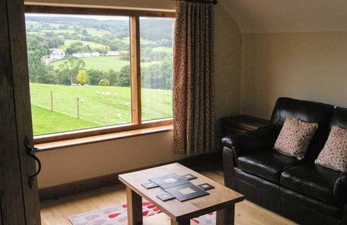 Ruthin Cottage | Cabin ∙ 3 bedrooms ∙ 6 guests
