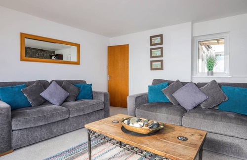 Criccieth Cottage | Cabin ∙ 3 bedrooms ∙ 6 guests