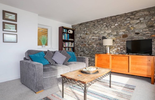 Criccieth Cottage | Cabin ∙ 3 bedrooms ∙ 6 guests