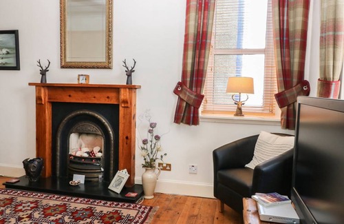 Buckie Cottage | Cabin ∙ 3 bedrooms ∙ 6 guests