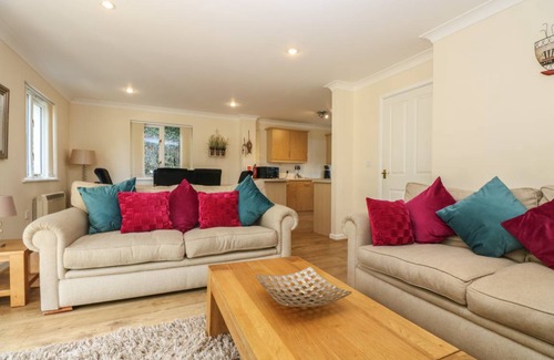 Falmouth Cottage | Cabin ∙ 3 bedrooms ∙ 6 guests