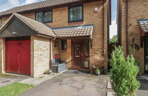 Colchester Cottage | Cabin ∙ 3 bedrooms ∙ 4 guests