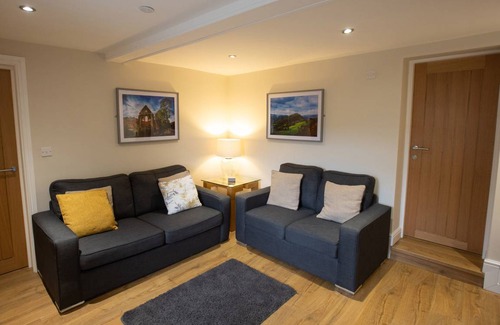 Llangollen Cottage | Cabin ∙ 3 bedrooms ∙ 6 guests