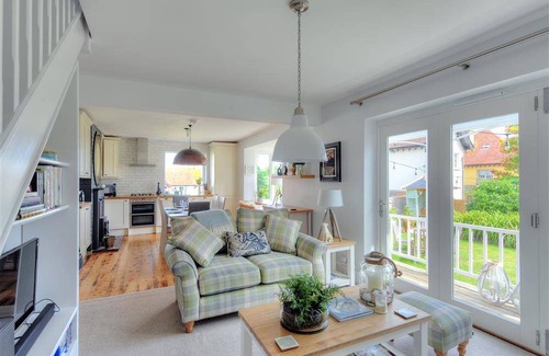 Lyme Regis Cottage | Cabin ∙ 3 bedrooms ∙ 6 guests
