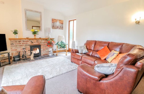 Ilkeston Cottage | Cabin ∙ 3 bedrooms ∙ 5 guests