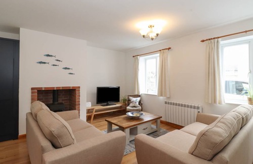 Seahouses Cottage | Cabin ∙ 3 bedrooms ∙ 6 guests