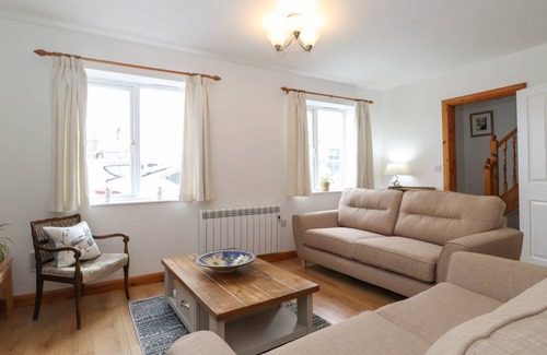 Seahouses Cottage | Cabin ∙ 3 bedrooms ∙ 6 guests