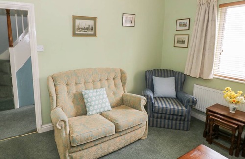 Gloucester Cottage | Cabin ∙ 3 bedrooms ∙ 6 guests