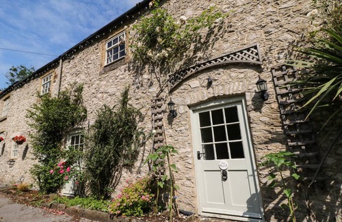 Millers Dale Cottage | Cabin ∙ 3 bedrooms ∙ 8 guests