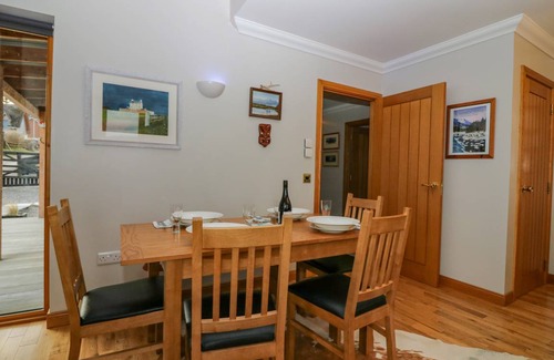 Tomintoul Cottage | Cabin ∙ 3 bedrooms ∙ 6 guests