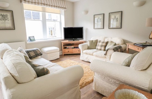 Winchcombe Cottage | Cabin ∙ 3 bedrooms ∙ 6 guests