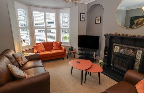 Windermere Cottage | Cabin ∙ 3 bedrooms ∙ 6 guests