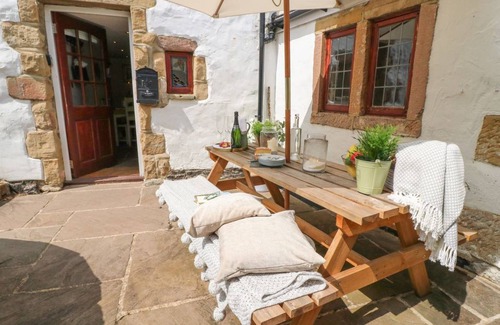Youlgreave Cottage | Cabin ∙ 3 bedrooms ∙ 6 guests