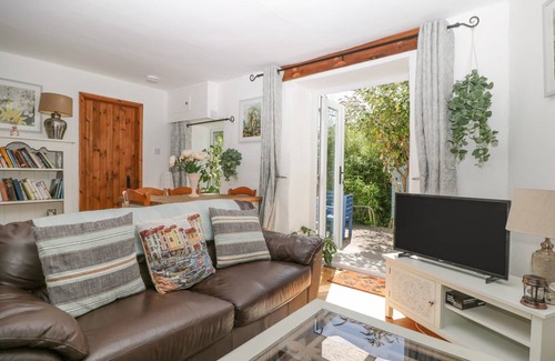 Budleigh Salterton Cottage | Cabin ∙ 3 bedrooms ∙ 6 guests