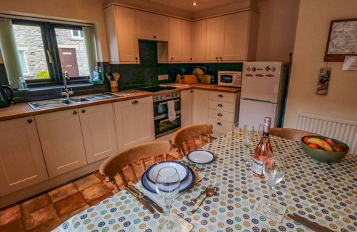 Newton-on-Rawcliffe Cottage | Cabin ∙ 3 bedrooms ∙ 6 guests
