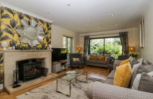 Stow-on-the-Wold Cottage | Cabin ∙ 4 bedrooms ∙ 8 guests