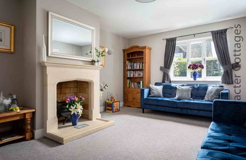 Stow-on-the-Wold Cottage | Cabin ∙ 4 bedrooms ∙ 8 guests