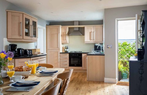 Stow-on-the-Wold Cottage | Cabin ∙ 4 bedrooms ∙ 8 guests