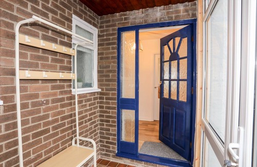 Trearddur Bay Cottage | Cabin ∙ 4 bedrooms ∙ 8 guests