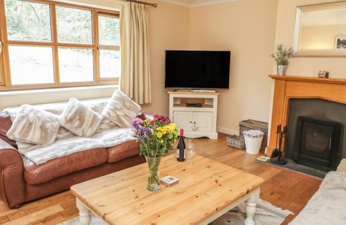 Gwynedd- Snowdonia Cottage | Cabin ∙ 4 bedrooms ∙ 8 guests