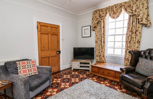 Aberaeron Cottage | Cabin ∙ 4 bedrooms ∙ 8 guests