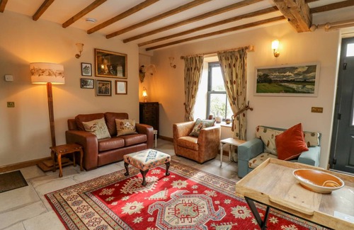 Brecon Cottage | Cabin ∙ 4 bedrooms ∙ 10 guests