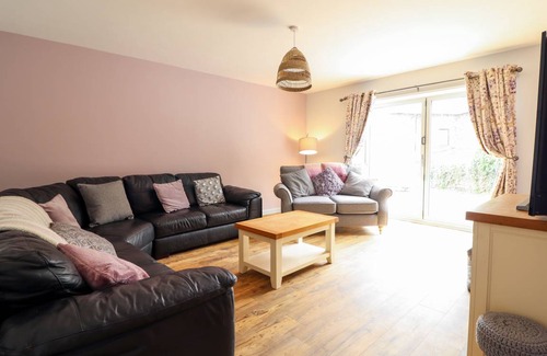Llandderfel Cottage | Cabin ∙ 4 bedrooms ∙ 8 guests