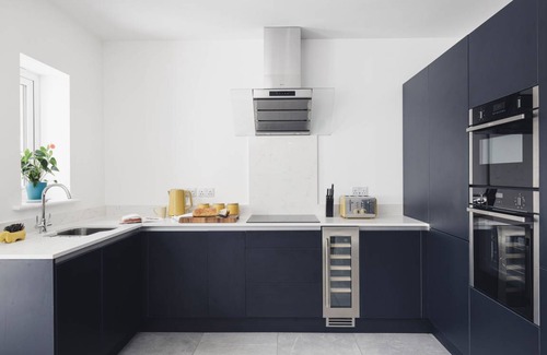 Perranporth Cottage | Cabin ∙ 4 bedrooms ∙ 8 guests