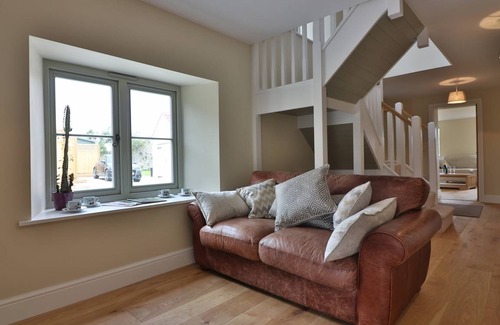 Weston-super-Mare Cottage | Cabin ∙ 4 bedrooms ∙ 10 guests