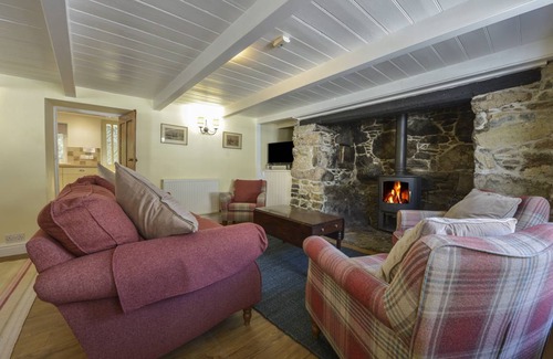 Coverack Cottage | Cabin ∙ 4 bedrooms ∙ 6 guests