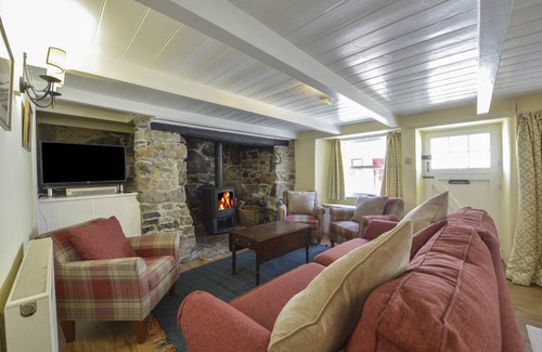 Coverack Cottage | Cabin ∙ 4 bedrooms ∙ 6 guests