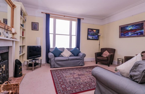 Folkestone Cottage | Cabin ∙ 4 bedrooms ∙ 7 guests