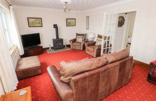 Amroth Cottage | Cabin ∙ 4 bedrooms ∙ 8 guests