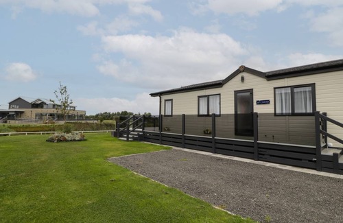 Burnham-on-Sea Cottage | Cabin ∙ 4 bedrooms ∙ 8 guests