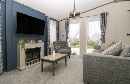 Burnham-on-Sea Cottage | Cabin ∙ 4 bedrooms ∙ 8 guests