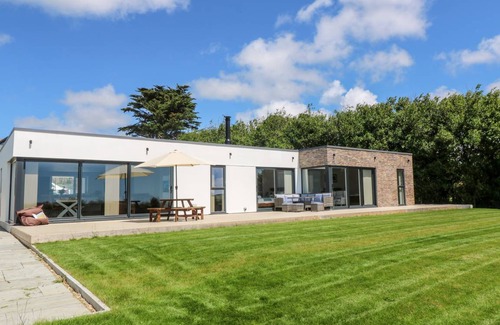 Saint Erth Praze Cottage | Cabin ∙ 4 bedrooms ∙ 8 guests