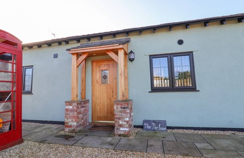 Hapsford Cottage | Cabin ∙ 4 bedrooms ∙ 8 guests