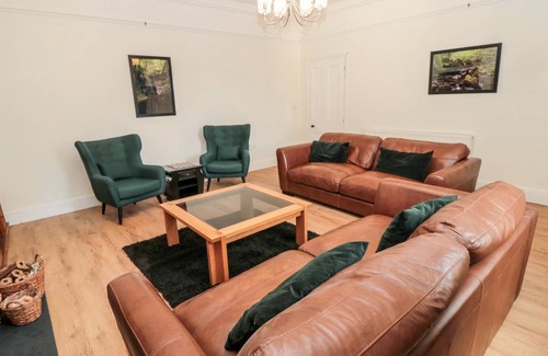 South Charlton Cottage | Cabin ∙ 4 bedrooms ∙ 8 guests