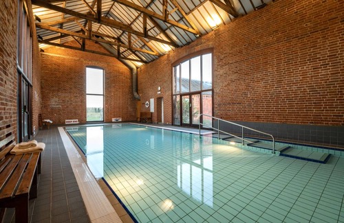Sculthorpe Cottage | Cabin ∙ 4 bedrooms ∙ 8 guests