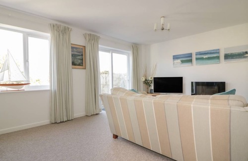 Crantock Cottage | Cabin ∙ 4 bedrooms ∙ 8 guests
