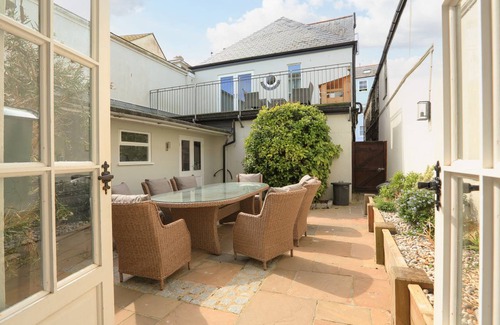Salcombe Cottage | Cabin ∙ 4 bedrooms ∙ 8 guests