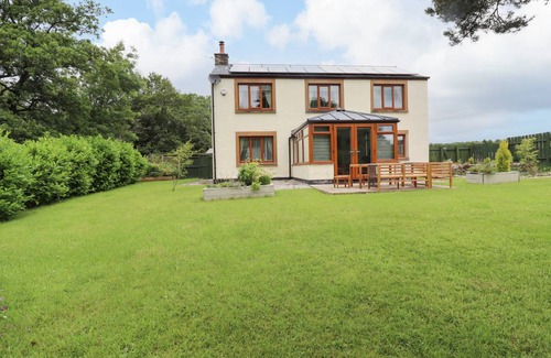 Fourstones Near Bentham Cottage | Cabin ∙ 4 bedrooms ∙ 8 guests