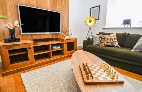 Lydney Cottage | Cabin ∙ 4 bedrooms ∙ 8 guests