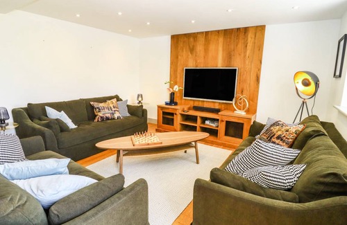 Lydney Cottage | Cabin ∙ 4 bedrooms ∙ 8 guests