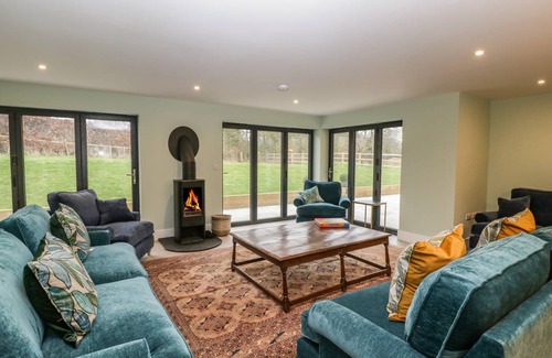 Sherborne Cottage | Cabin ∙ 4 bedrooms ∙ 8 guests